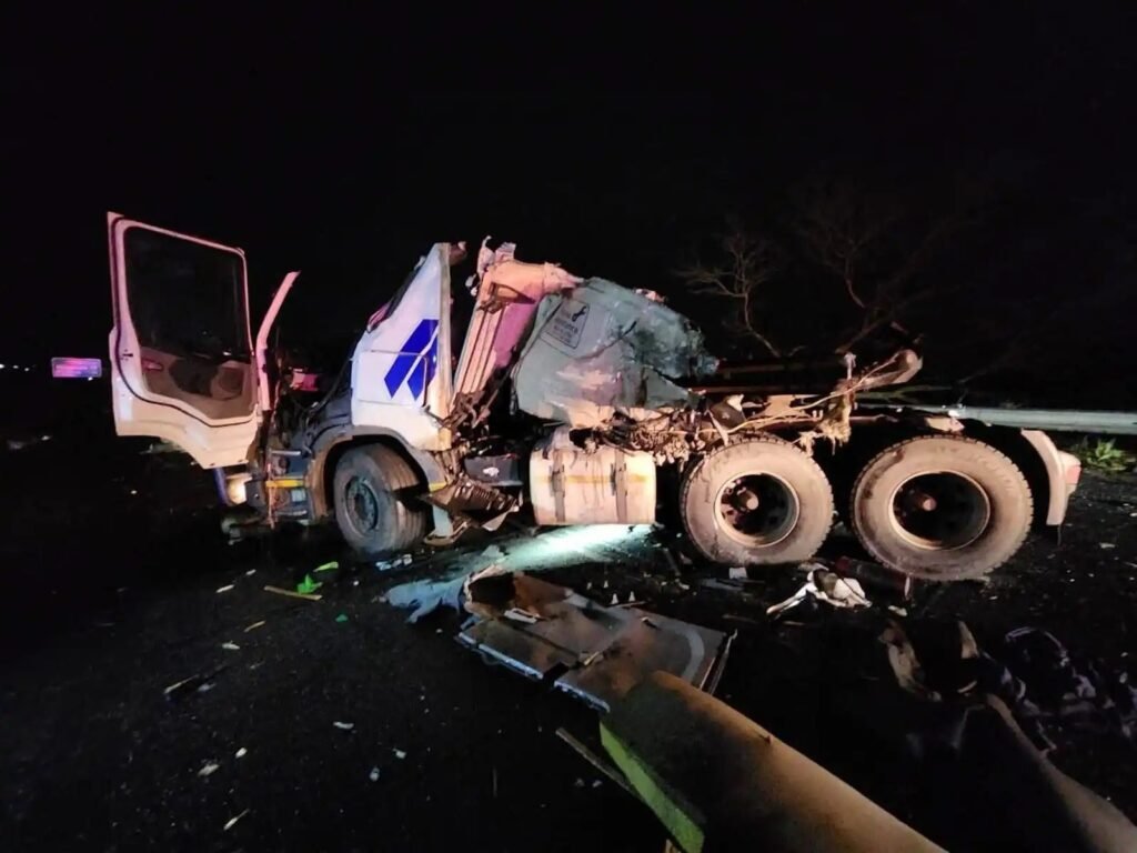Crumpled truck wreckage following N2 crash near Mtubatuba