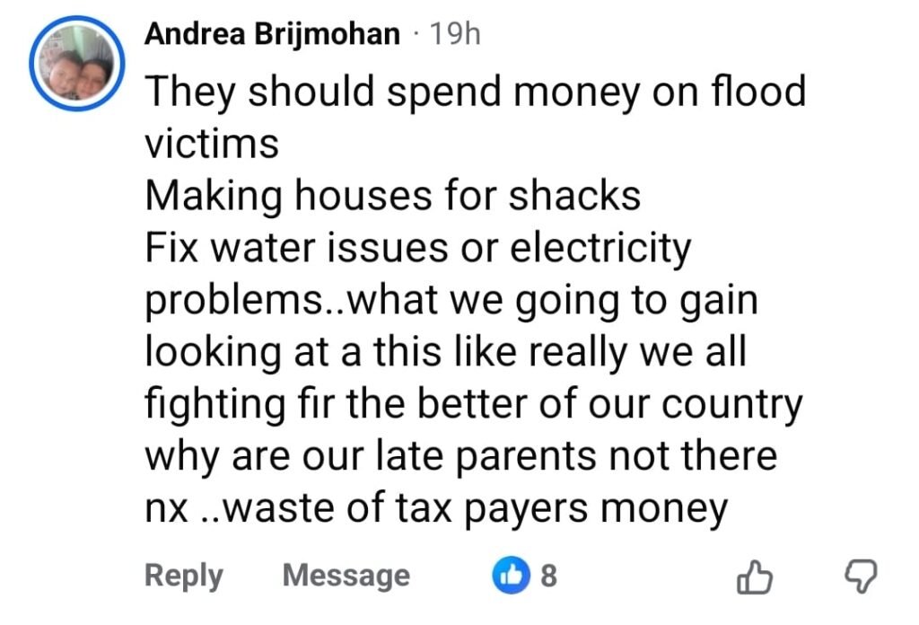 Screenshot showing public reaction to R22 million Mandela statue in Durban